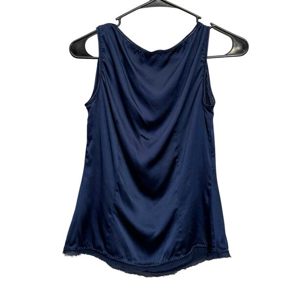 Elie Tahari Navy Bue Silk Blend Embroidered‎ Sleeveless Blouse Size XS Career - Picture 2 of 14